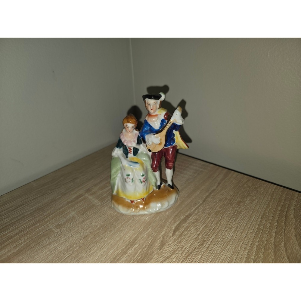 Vintage Made in Occupied Japan Porcelain Colonial Couple Musical Figurine Lute
